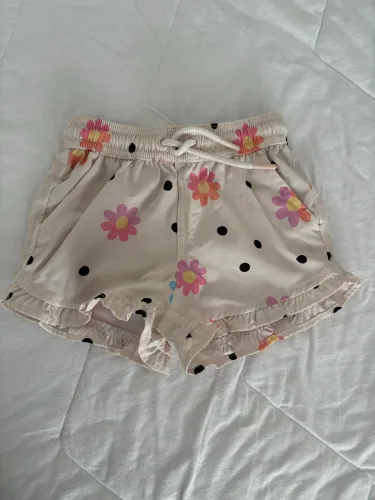 Short Póim 1 ano( veste mais)