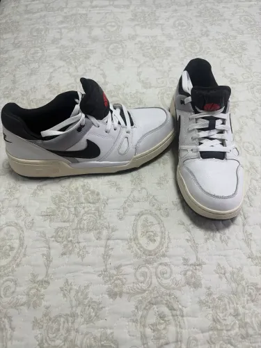 Nike Air Flight Lite Low (RETIRAR NO LOCAL)