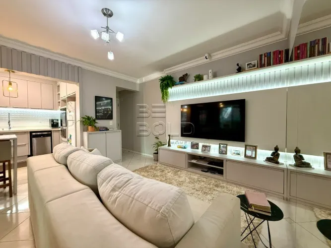 Apartamento amplo com 3 dormitórios