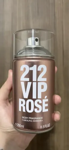 Perfume 212 vip rose aerosol