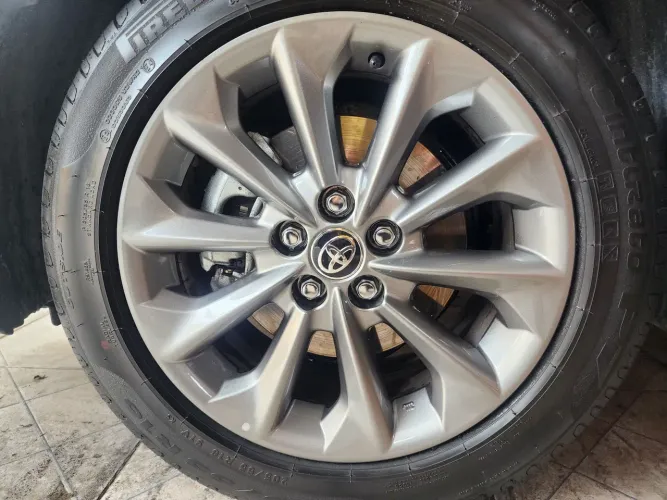 Jogo de rodas corolla hybrid gli 2026