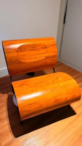 Cadeira Design em madeira
