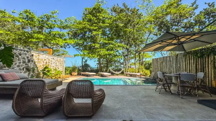 Casa pé na areia em condomínio - Praia de Camburi