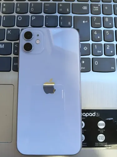 Oportunidade iPhone 11 64GB - Desapego