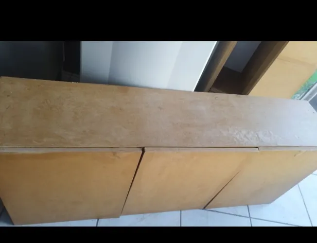 Armário de parede madeira maciça 300.00 os dois