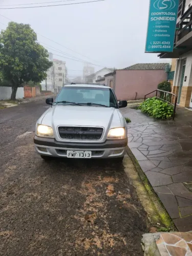 Chevrolet S10 Blazer 2.4 MPFI 8V 128cv 4P 2001