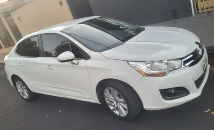 Citroen C4 Lounge Tendance 2.0 Flex 4P Aut. 2015