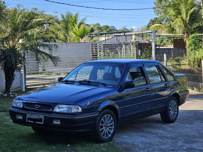 Ford Versailles GL 1.8i / 1.8 2P E 4P (álcool) 1995