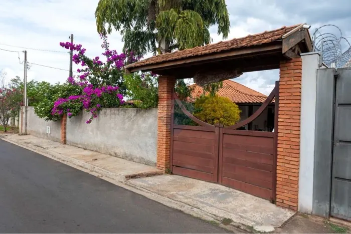 CHÁCARA A VENDA - CONDOMÍNIO SANTA ROSA-MONTE ALTO-SP