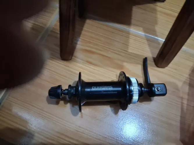 Eixo traseiro marca shimano