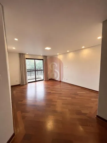 Apartamento amplo e modernizado com 3 dormitórios 1 suíte e 3 vagas no Anália Franco