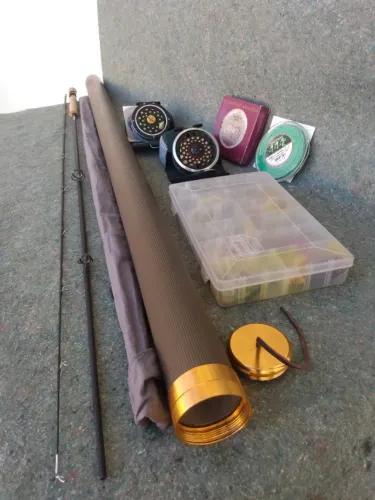 Kits de pesca com Fly, Paragon e Cairnton