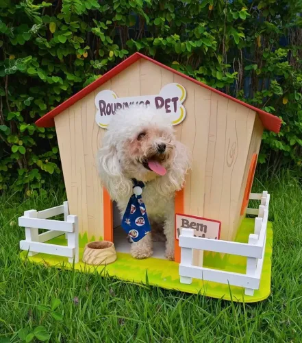 Casa pet de MDF decorativa
