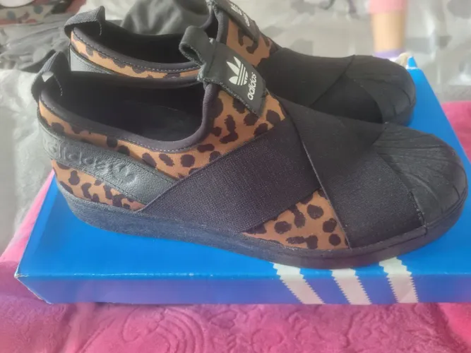 Tênis adidas N°38