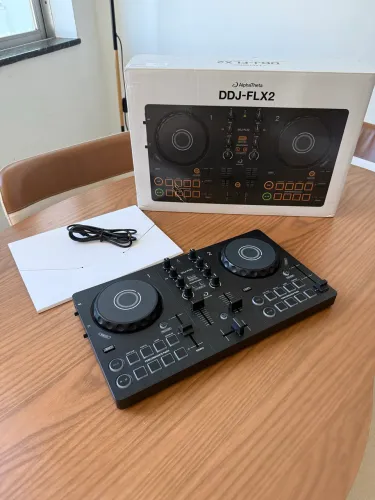 Controladora DJ DDJ-FLX2 Nova com Garantia