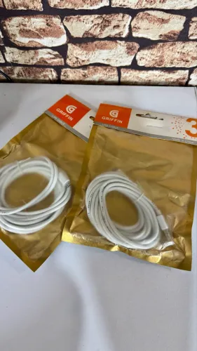 Cabos para carregador de celular / entrada USB c/ saída V8
