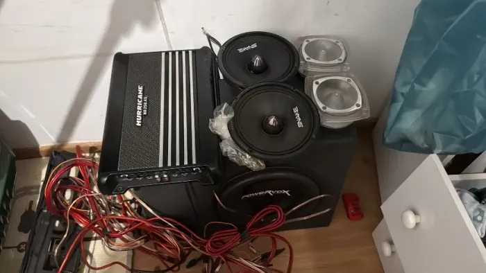 Kit de som automotivo completo