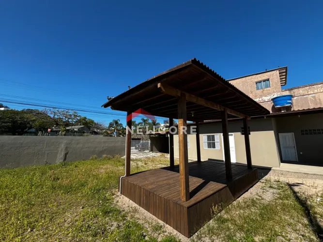 Casa em Estrada Haroldo Soares Glavan - Cacupé - Florianópolis/SC