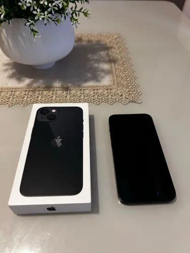 iPhone 13
