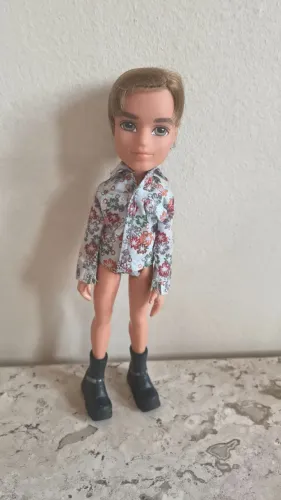 Boneco Bratz menino
