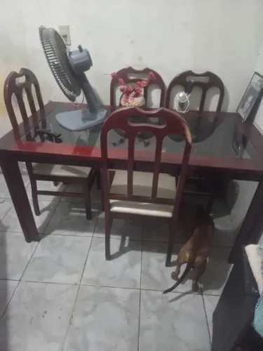 Mesa madeira Maciça com vidro