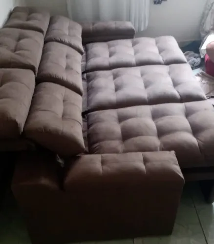 Sofá retratil ótimo 