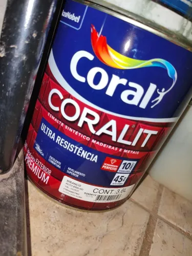 Tinta esmalte sintético Coralit Branco