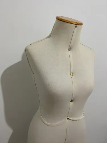Busto Manequim feminino forrado 