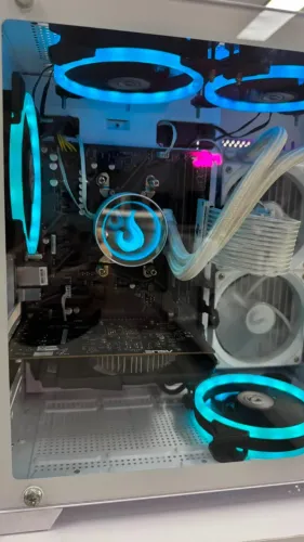 PC Gamer AMD RYZEN 55500 3.60GHZ Placa de video NVidia GEForce GTX 1050 - 4GB Placa mã