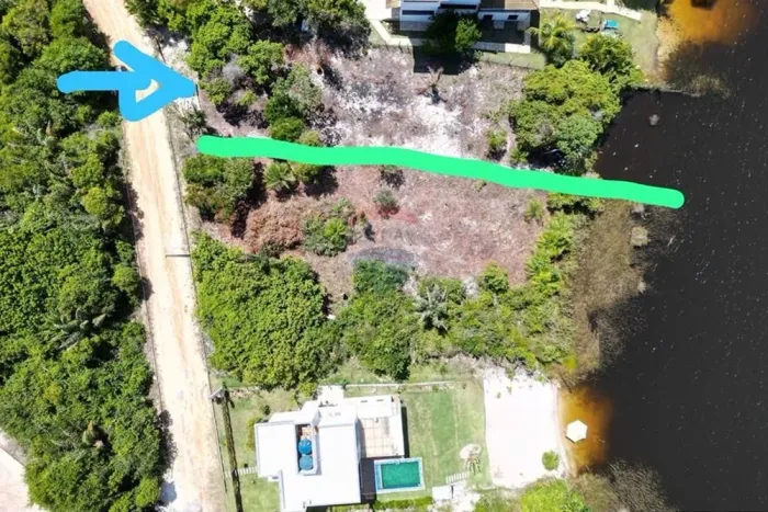 Terreno Exclusivo na Bahia: Vida à Beira da Lagoa