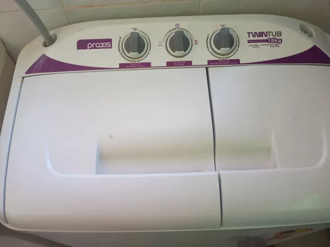 Tanquinho 10 kg pouco tempo de uso