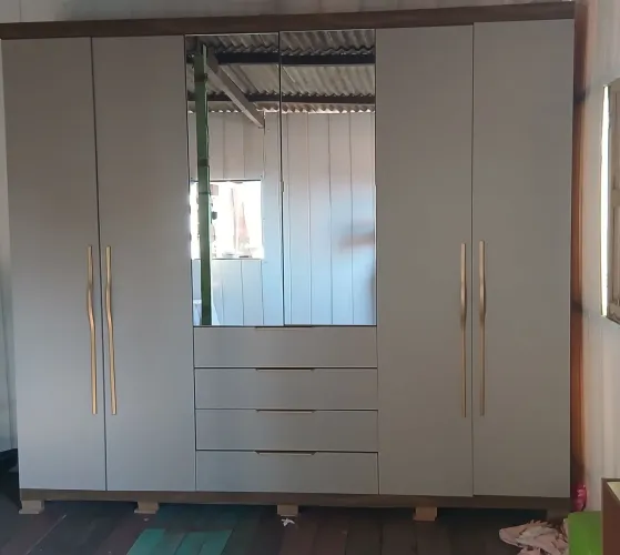 Guarda roupa
