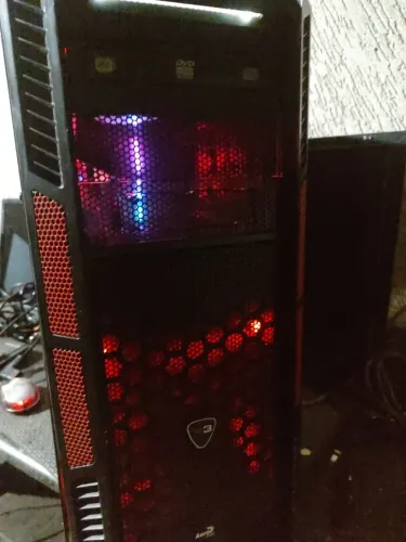 CPU i5 ddr4 com 16 gigas e placa de vídeo 