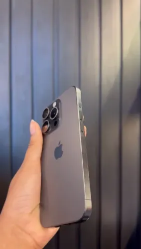 IPHONE 15 pro - 256gb