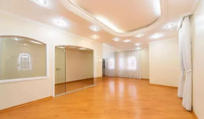 Imóvel em Santo André: Sobrado com Closet e Churrasqueira - Vila Valparaíso - 260m² REF: 1