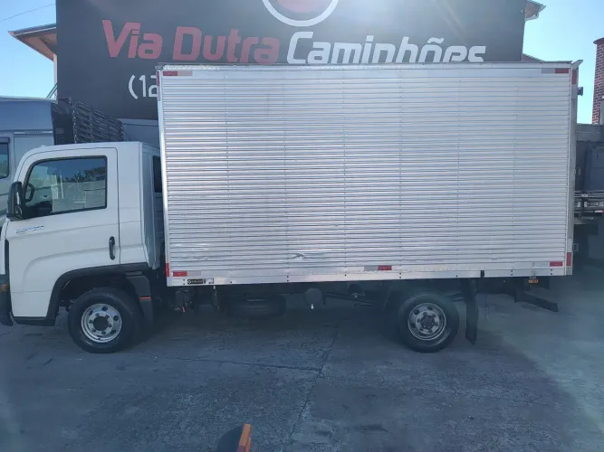 VW EXPRESS TREND - BAÚ - VIA DUTRA CAMINHÕES (CAÇAPAVA SP)
