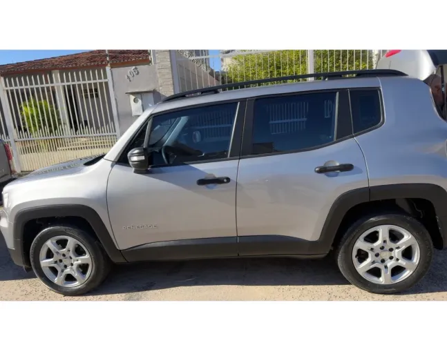 Jeep Renegade Sport T270 1.3 TB 4X2 Flex Aut. 2022