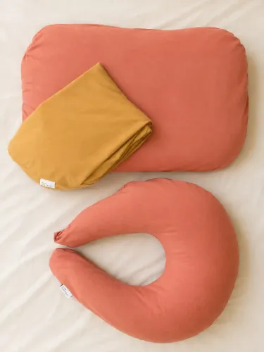 Kit Ninho e almofada de amamentação Yogi baby