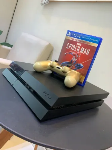 PlayStation 4 Fat 1TB, dualshock e 1 jogo, com 1 ano de uso