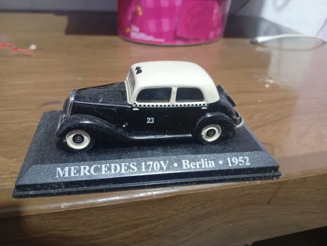 Caros miniatura antigos 
