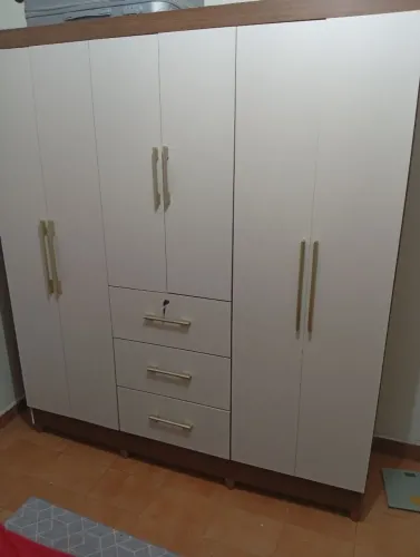 Vendo guarda roupa de casal