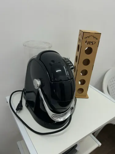 Cafeteira três corações