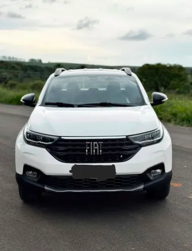 Fiat Strada Volcano 1.3 Flex 8V CD 2023