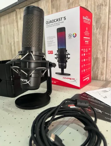 MICROFONE HYPERX QUADCAST S