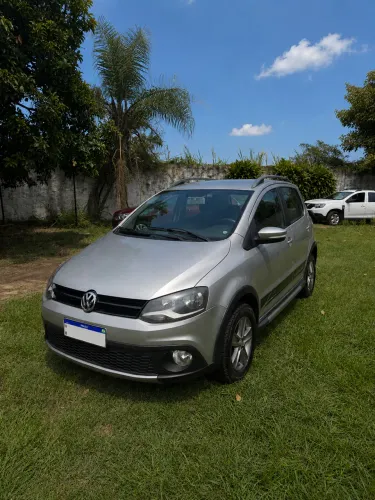 Volkswagen Crossfox 1.6 MI Total Flex 8V 5P 2012
