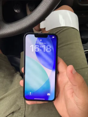 iPhone 13 128GB - Bateria 100% - Impecável