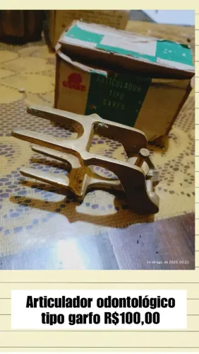 Articulador odontológico tipo garfo