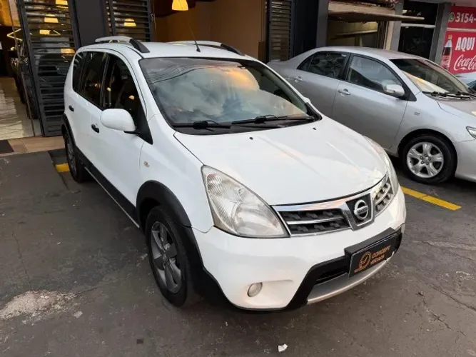 Nissan Livina X-gear Sl/X-gear 1.8 Flex F. Aut. 2013
