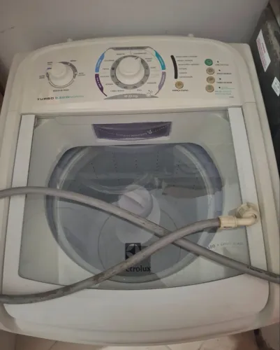 Máquina de Lavar Eletrolux 8 kg Turbo Economia