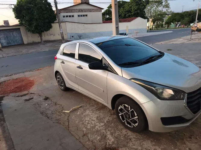 Hyundai HB20 Comf./c.plus/c.style 1.0 Flex 12V 2013